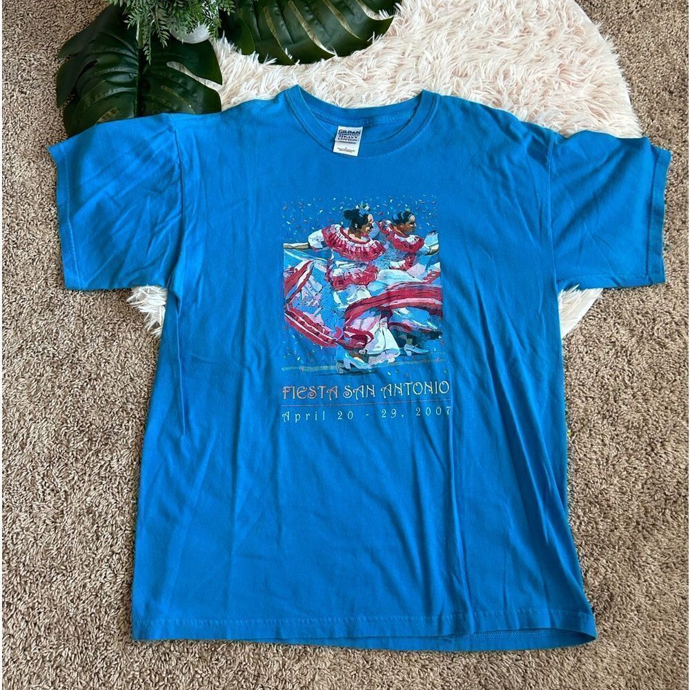 Gildan Vintage 90s 100% Cotton Blue Fiesta San Antonio April 1997 Tee Shirt L